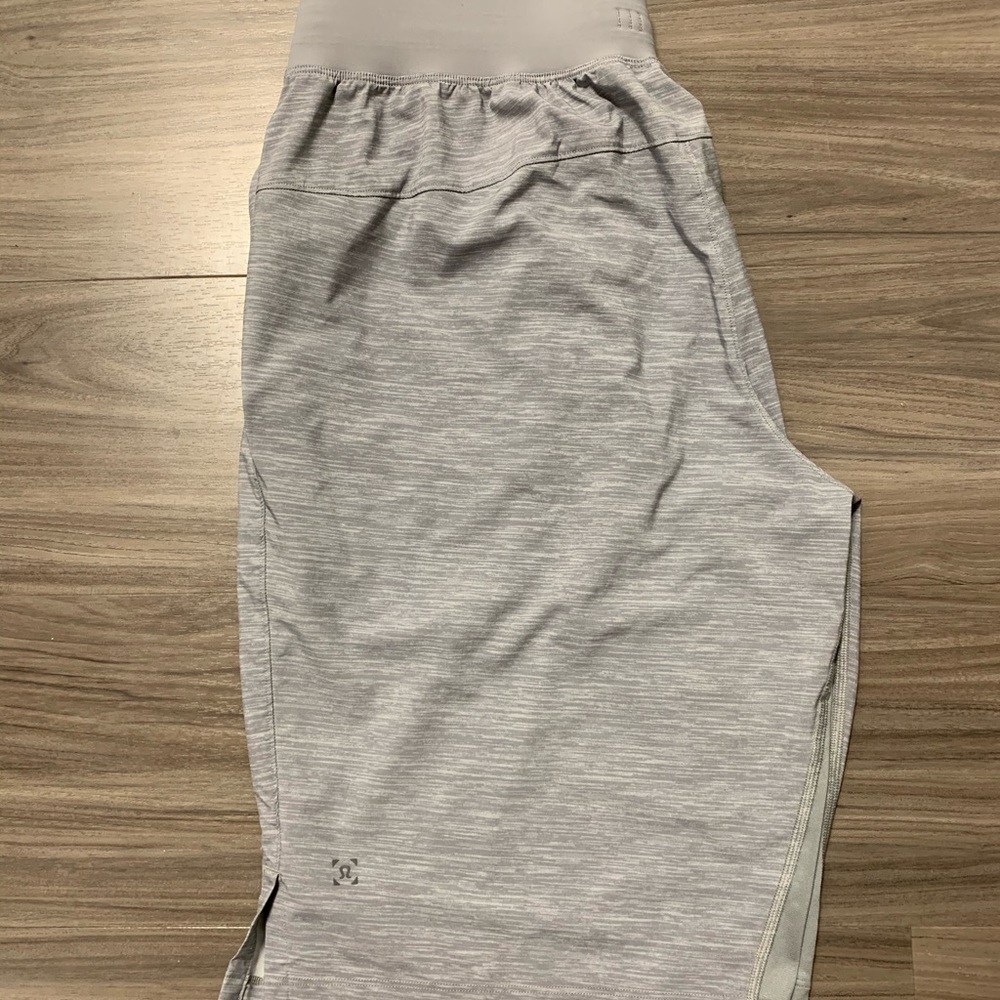 Lululemon THE Short 11” L